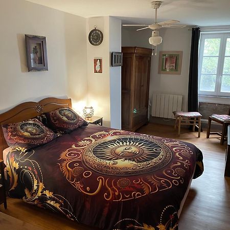 Les Agapanthes Bed & Breakfast Vaux-en-Beaujolais Exterior photo